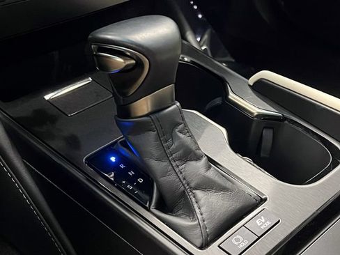 Certified 2024 Lexus ES 300h w/ Premium Package FWD image 21