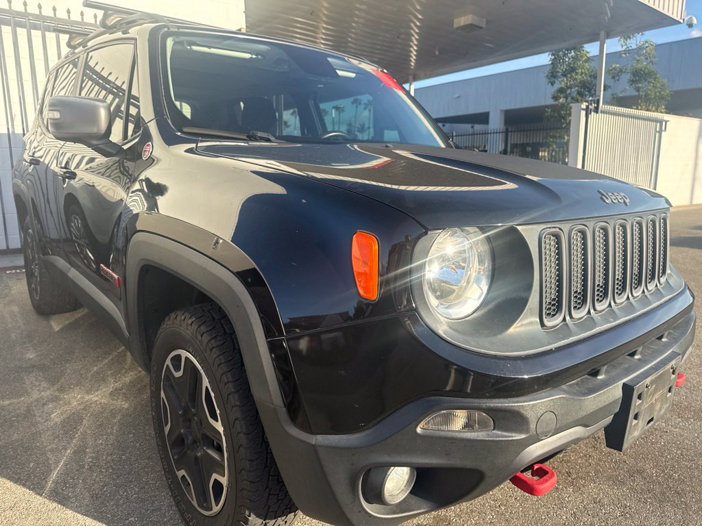 Used 2016 Jeep Renegade Trailhawk AWD/4WD image 4