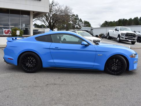 Used 2022 Ford Mustang GT Premium w/ GT Performance Package image 10
