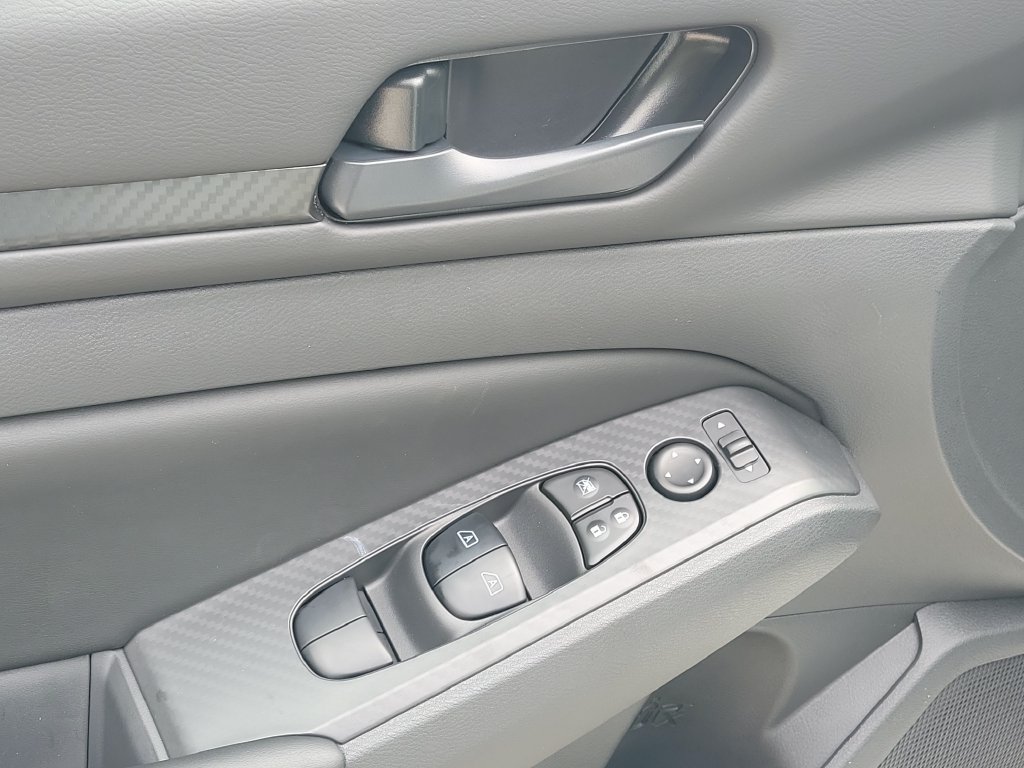New 2026 Nissan Altima 2.5 SV FWD image 26