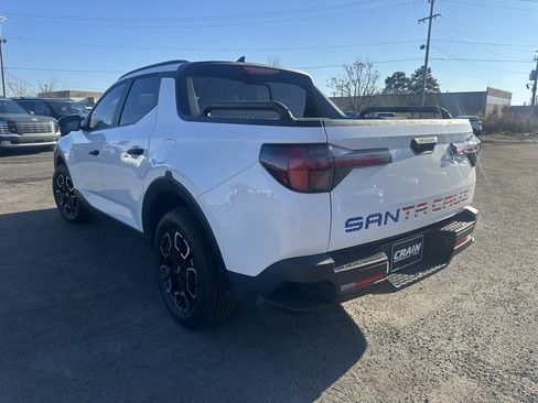 Certified 2024 Hyundai Santa Cruz SEL w/ Activity Package image 8