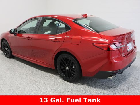 Certified 2025 Toyota Camry SE image 9