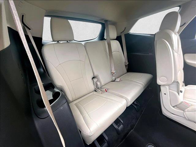 Certified 2024 Buick Enclave Essence FWD image 30