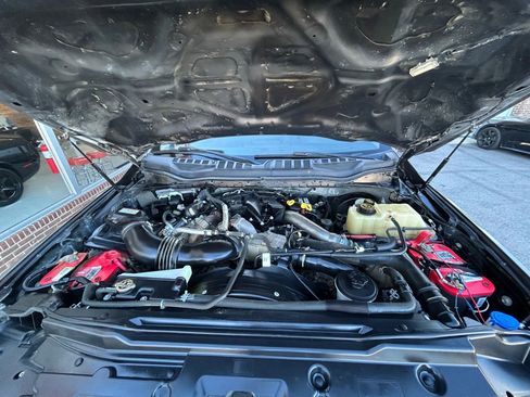 Used 2019 Ford F250 XLT w/ XLT Premium Package image 27