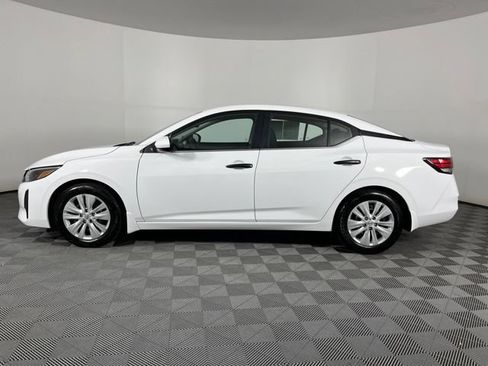Certified 2025 Nissan Sentra S FWD image 7
