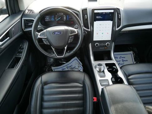 Certified 2024 Ford Edge SEL image 9