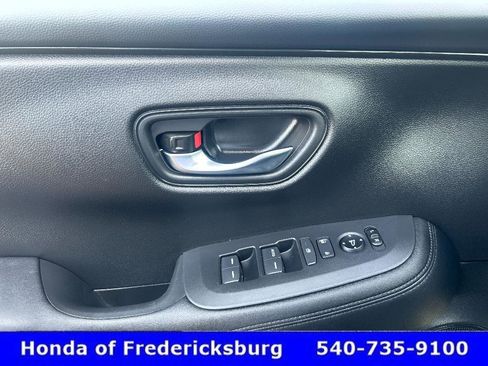 Certified 2023 Honda HR-V LX image 26
