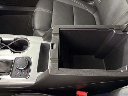 Used 2024 Chevrolet Blazer LT image 43