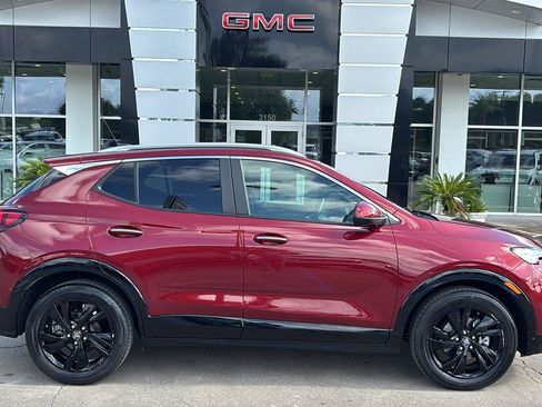 Certified 2024 Buick Encore GX Sport Touring FWD image 8
