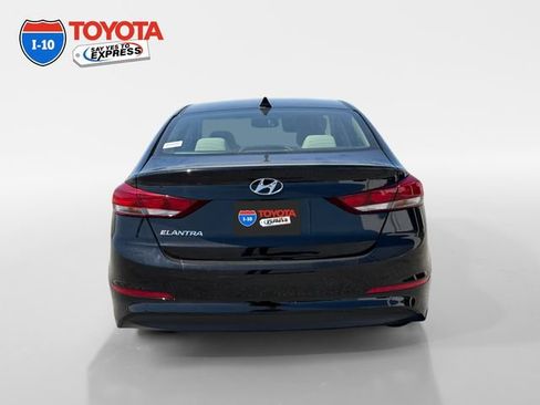 Used 2018 Hyundai Elantra Value Edition FWD image 4