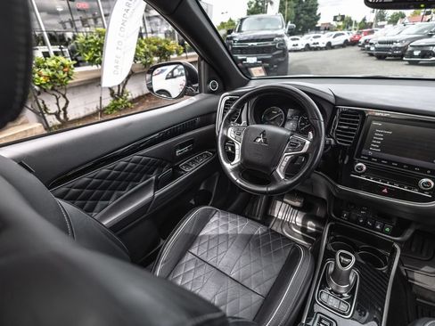 Used 2022 Mitsubishi Outlander GT AWD/4WD image 20