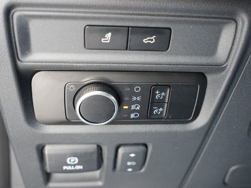 Certified 2024 Ford Expedition Max XLT image 29