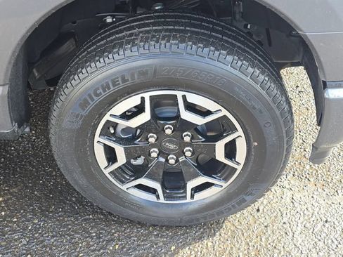 Used 2023 Ford F150 Lightning XLT AWD/4WD image 9