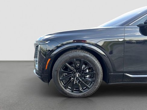 Used 2024 Cadillac Lyriq Sport image 22