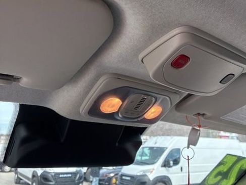 Used 2025 RAM ProMaster 2500 w/ Convenience Group image 25