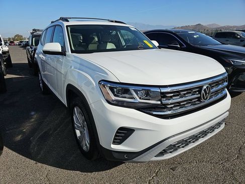 Used 2021 Volkswagen Atlas SE AWD/4WD image 2