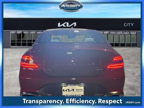 Used 2025 Genesis G70 2.5T w/ Sport Prestige Package image 6