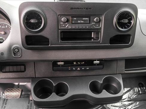 New 2026 Mercedes-Benz Sprinter 2500 image 18