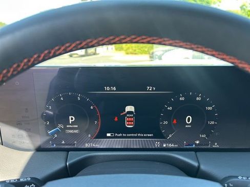 Used 2025 Nissan Armada PRO-4X image 24