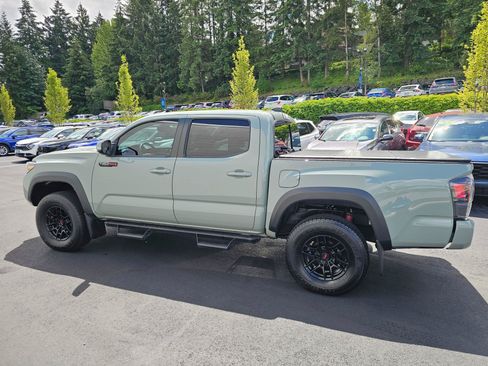 Used 2021 Toyota Tacoma TRD Pro AWD/4WD image 4
