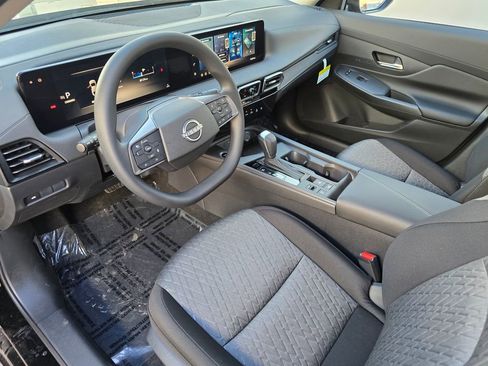 New 2026 Nissan Sentra SV w/ Floor Mat Package image 8