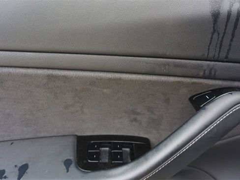 Used 2018 Tesla Model 3 Mid Range image 3