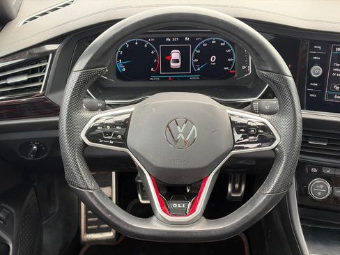 Used 2023 Volkswagen Jetta GLI Autobahn FWD image 13