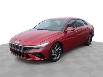 Used 2025 Hyundai Elantra SEL