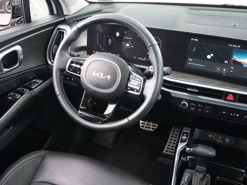 Used 2024 Kia Sorento SX AWD/4WD image 27