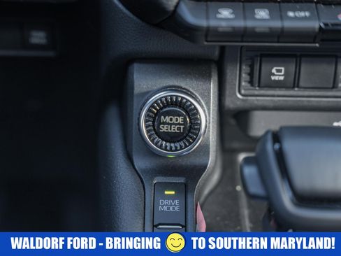 Used 2025 Toyota Land Cruiser image 30