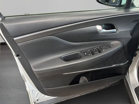 Used 2020 Hyundai Santa Fe SEL w/ Convenience Package image 25