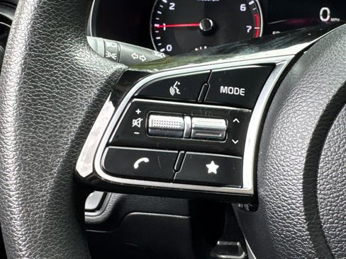 Used 2024 Kia Forte LXS image 22