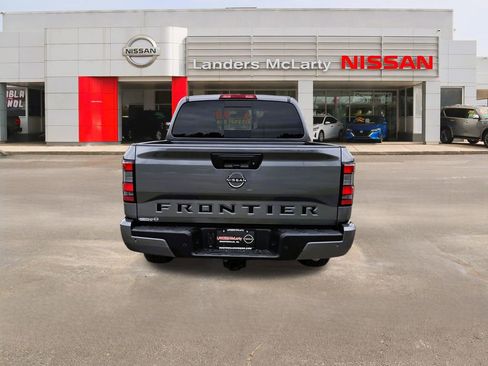 New 2026 Nissan Frontier SV w/ SV Convenience Package RWD image 4
