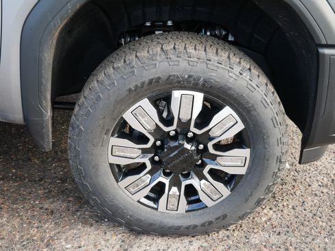 New 2026 GMC Sierra 3500 Denali w/ Technology Package image 3