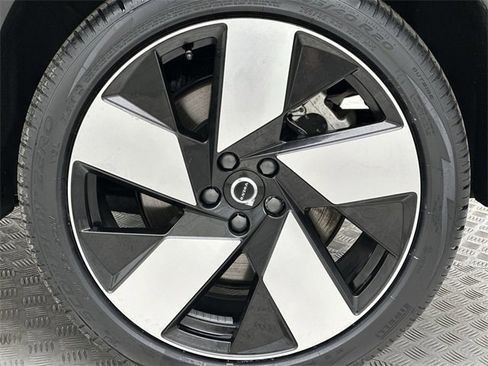 Certified 2023 Volvo XC40 Recharge Ultimate w/ Protection Package Premier image 10