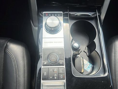 Used 2014 Land Rover Range Rover Supercharged image 18