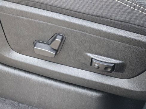 Used 2025 RAM 2500 Big Horn image 22