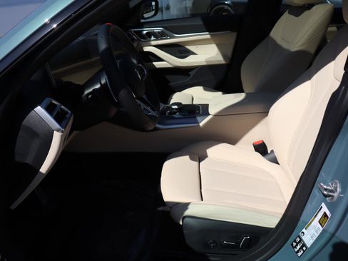 Used 2025 BMW 440i xDrive w/ Premium Package image 17