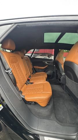 Used 2021 Audi RS Q8 w/ Luxury Package AWD/4WD image 22