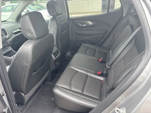 Used 2023 GMC Terrain SLT w/ LPO, Floor Liner Package FWD image 15
