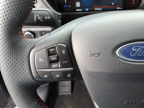 Used 2025 Ford Escape ST-Line w/ Equipment Group 301A image 12