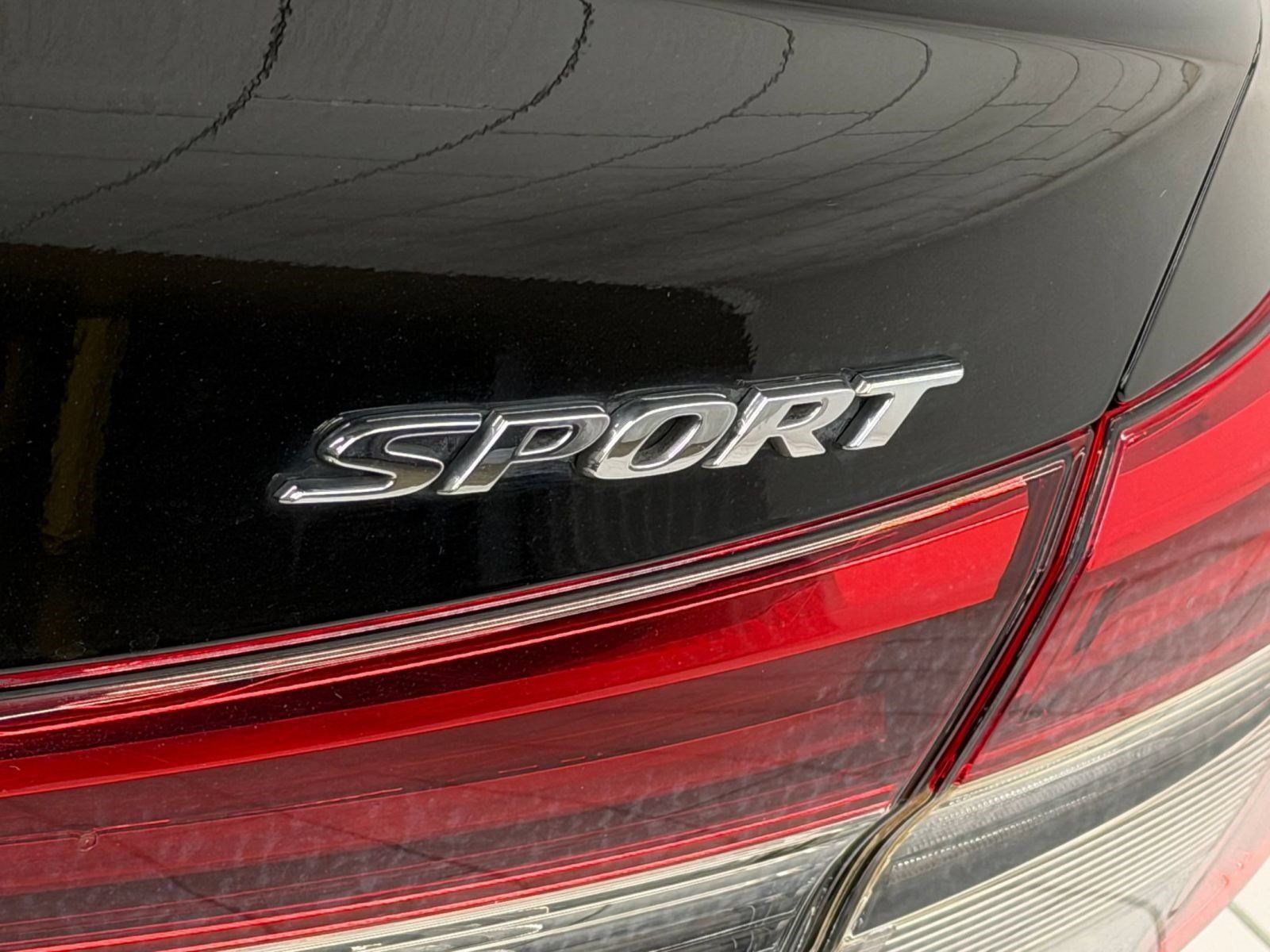 Used 2023 Honda Civic Sport image 31
