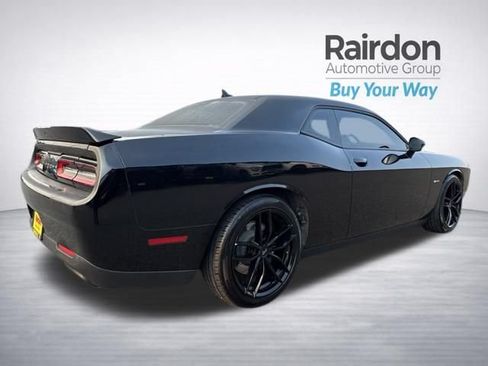 Used 2019 Dodge Challenger R/T w/ Plus Package RWD image 7