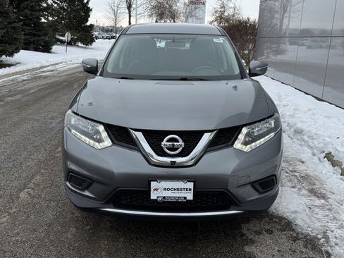 Used 2015 Nissan Rogue S image 31