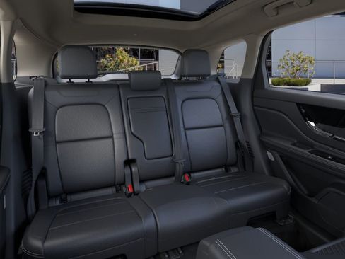 New 2026 Lincoln Corsair Grand Touring image 10