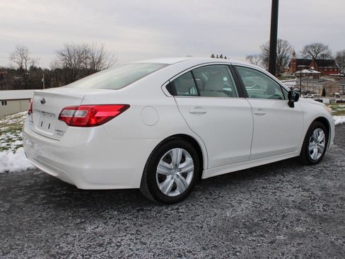 Used 2016 Subaru Legacy 2.5i image 4