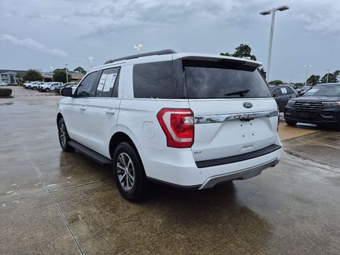 Certified 2021 Ford Expedition XLT RWD image 16