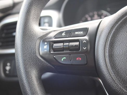 Used 2018 Kia Sorento FWD image 28