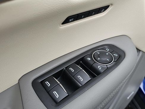 Used 2024 Cadillac XT6 Premium Luxury w/ LPO, Floor Liner Package image 25