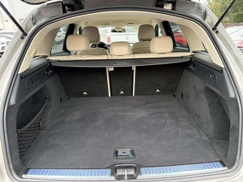 Used 2019 Mercedes-Benz GLC 300 image 8